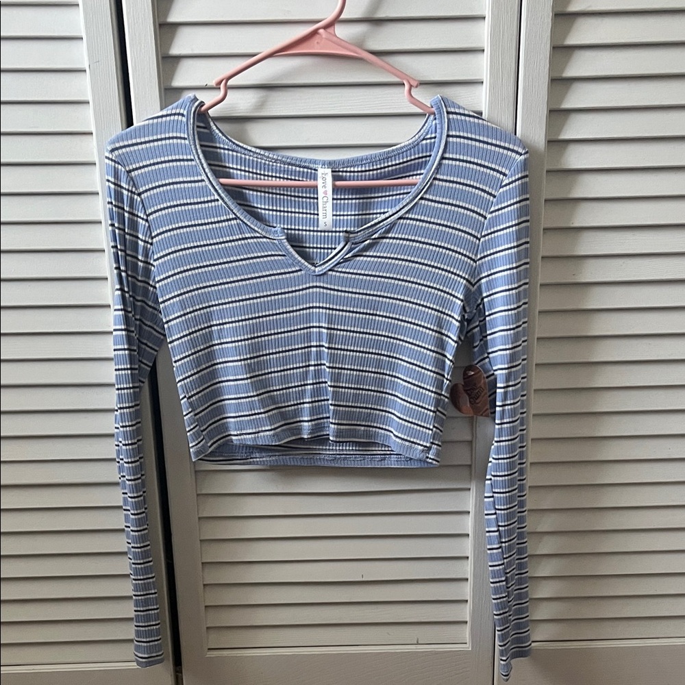 BRAND NEW (NWT) Striped Blue Long Sleeve Crop Top